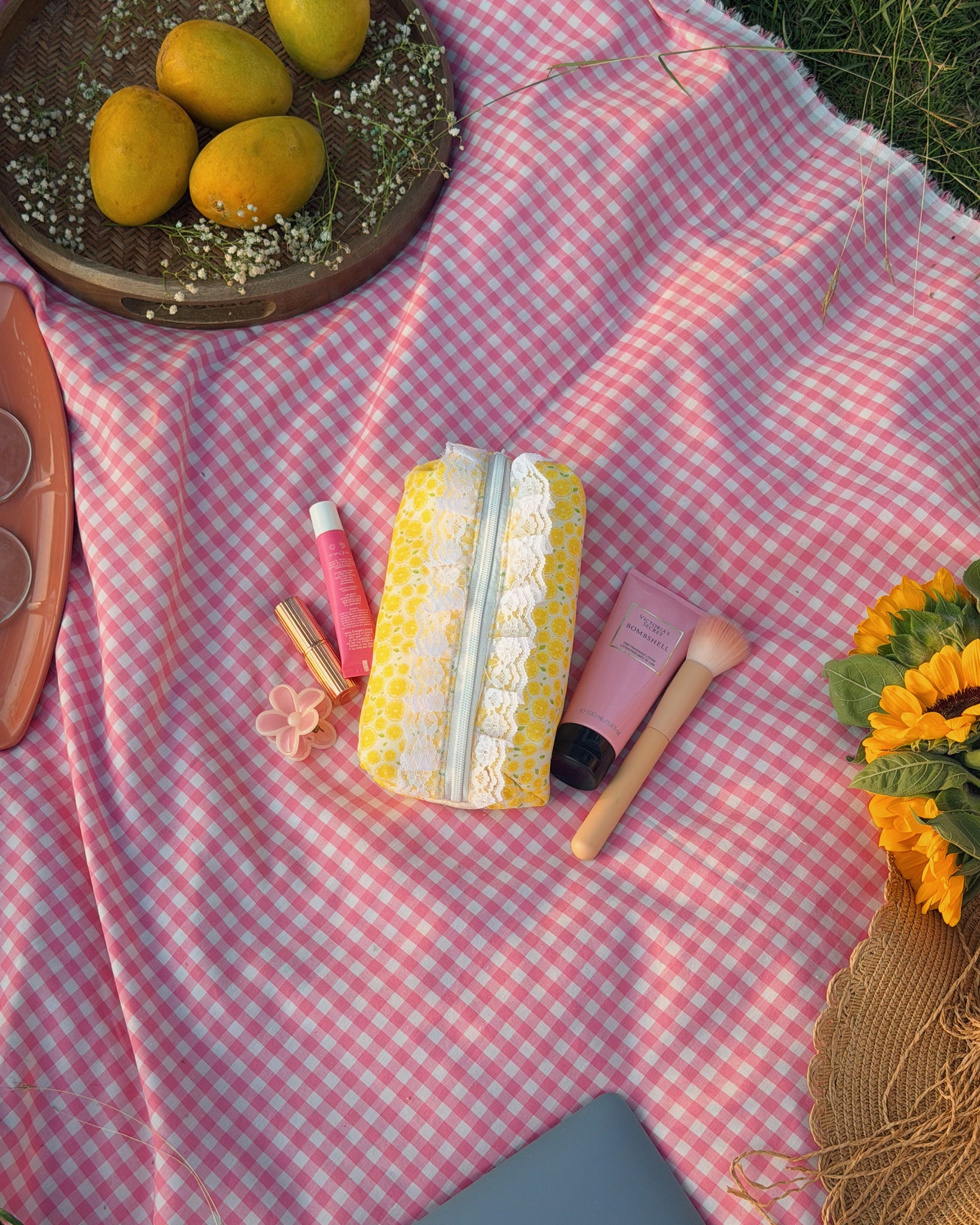 Lemon Yellow - Pouch