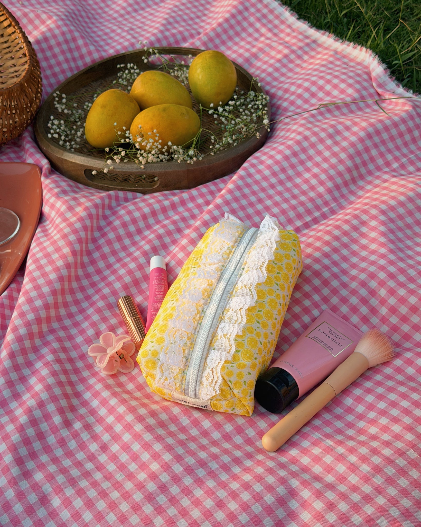 Lemon Yellow - Pouch